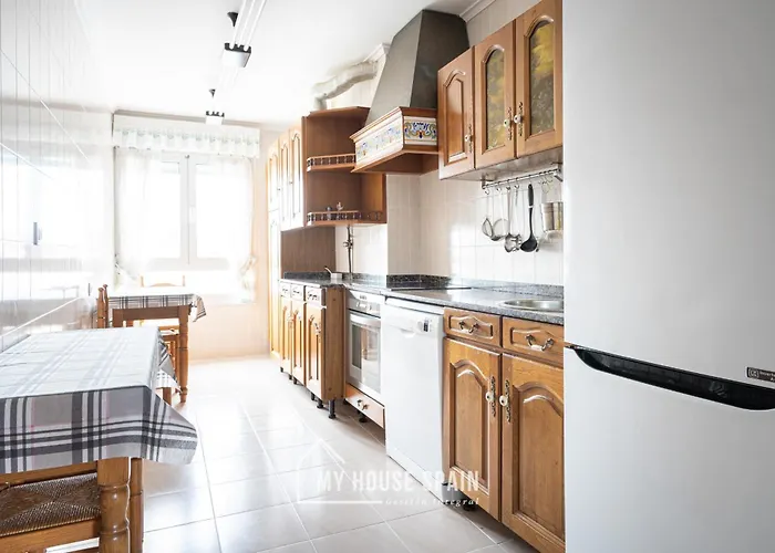 شقة Myhousespain - Amplio Con Vistas En Pleno Centro خيخون