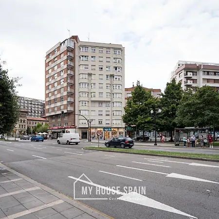 Апартаменты Myhousespain - Amplio Con Vistas En Pleno Centro Хихон