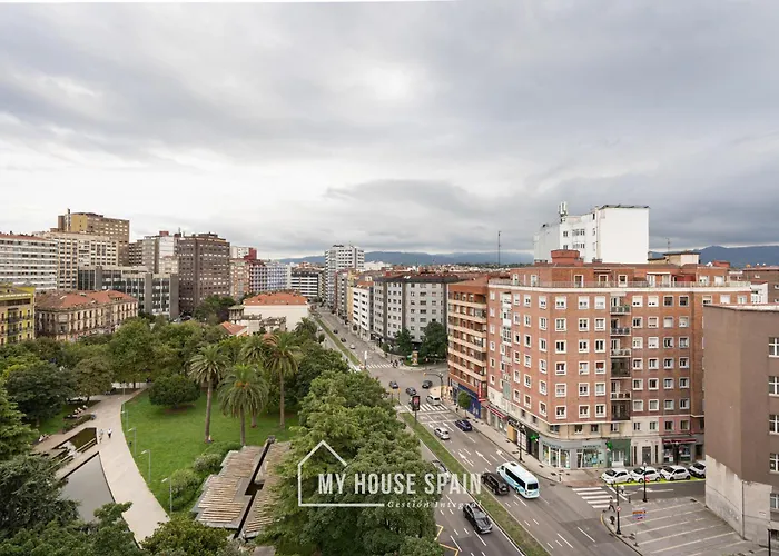 Myhousespain - Amplio Con Vistas En Pleno Centro * גיחון
